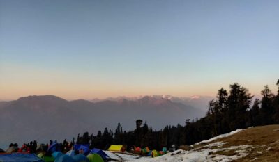 mountain-range-with-snow-top-it_1292004-6